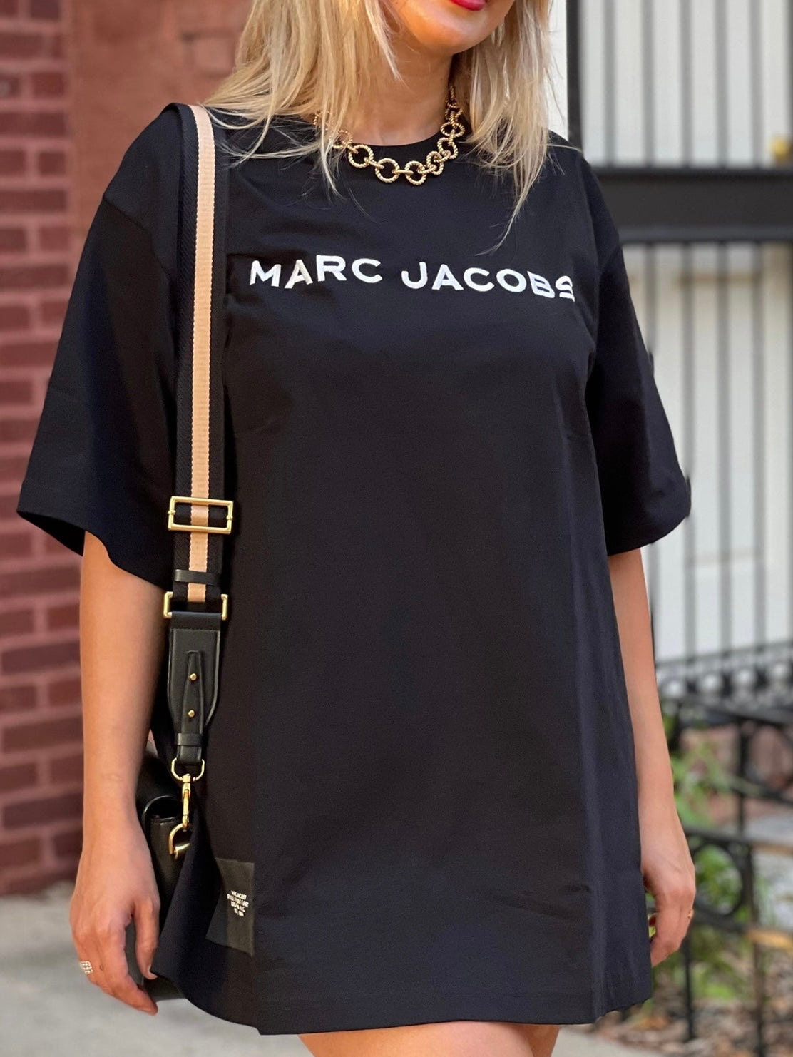 MARC JACOBS The Big T-Shirt Oversized, Black, 1 SIZE – VIASHOP