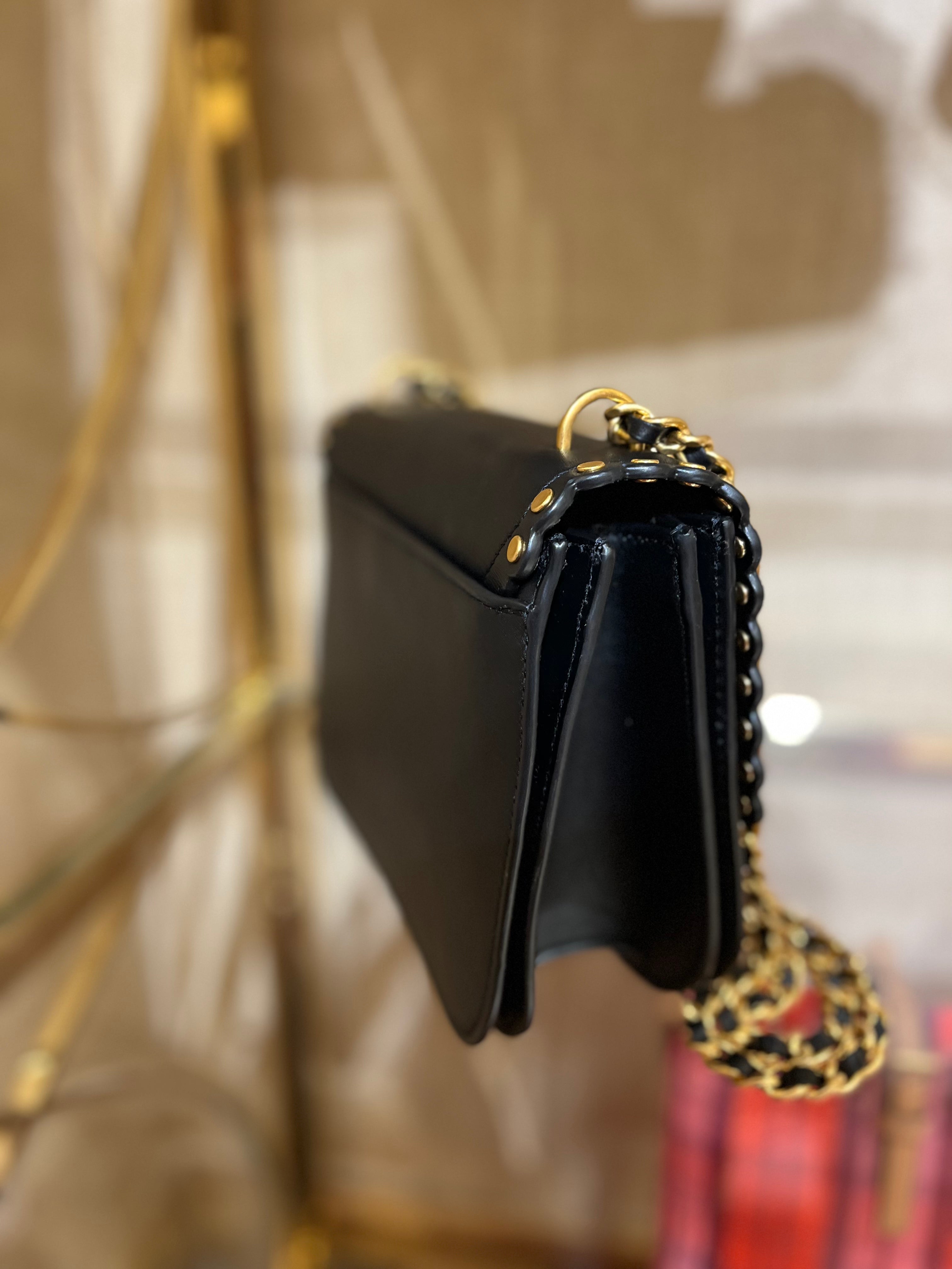 Tory burch black online chain bag