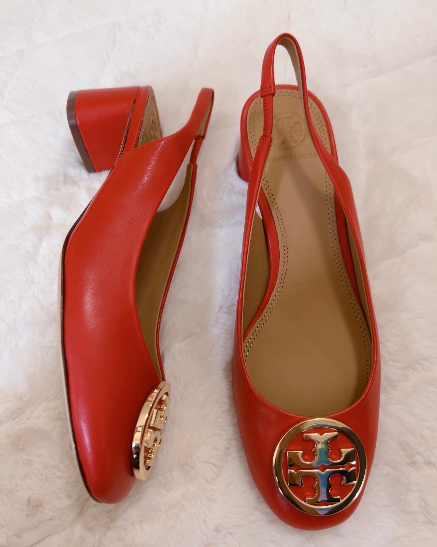 Tory burch red clearance pumps