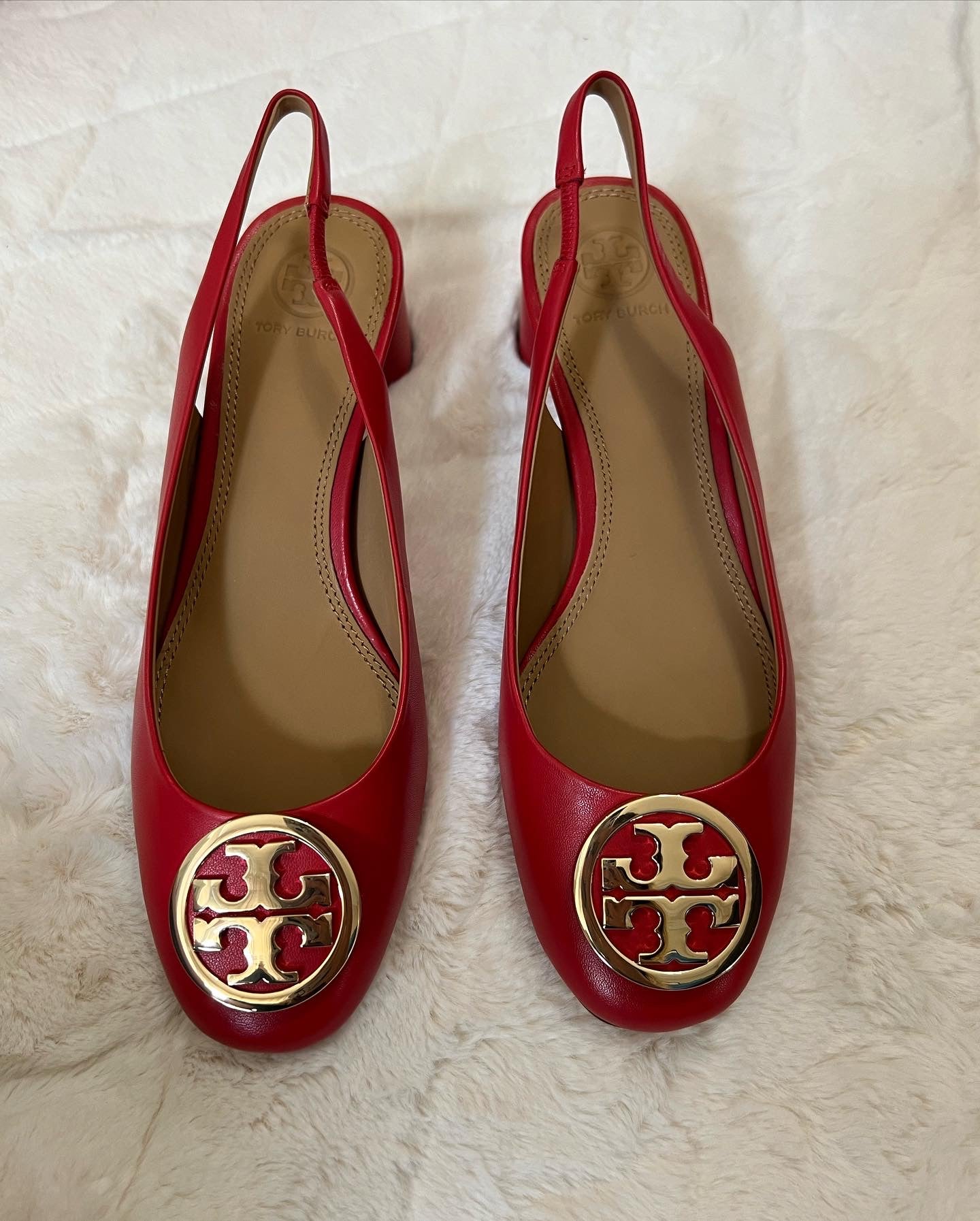 Tory burch cheap red pumps