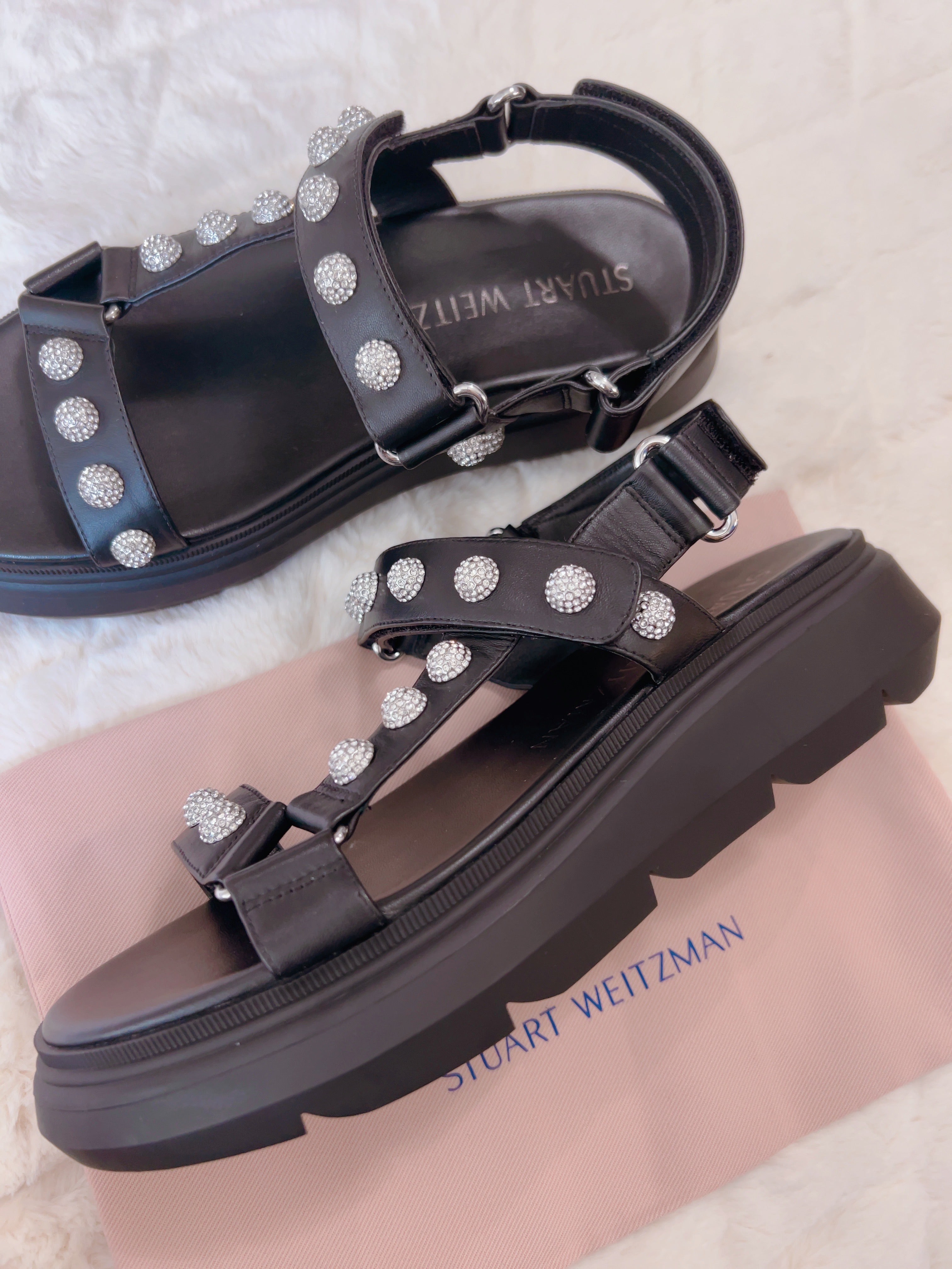 Stuart weitzman zoelie best sale embellished leather flatform sandals